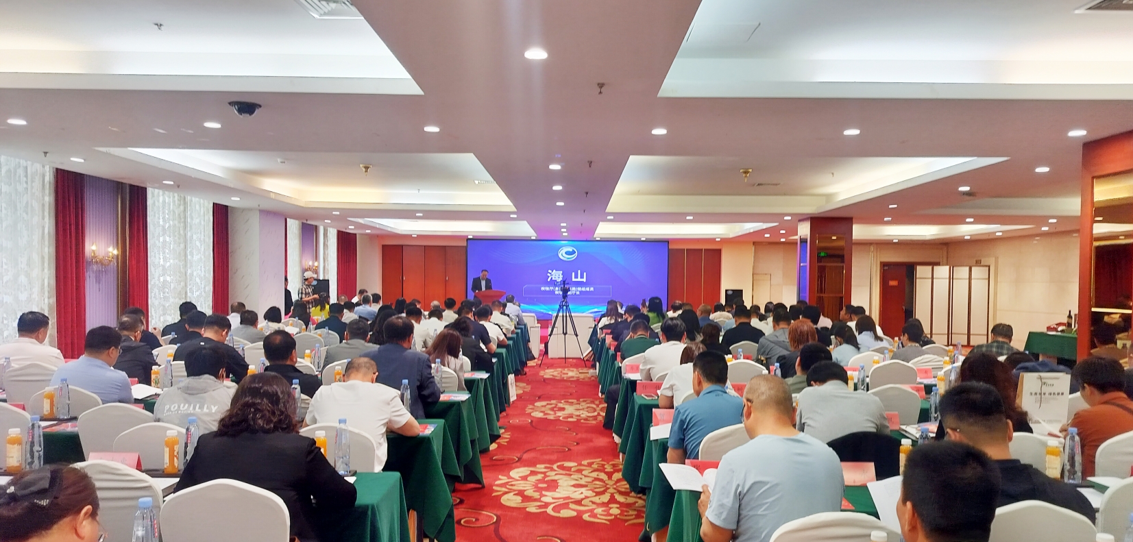 乘風遠航啟新程-內蒙古農牧業(yè)產業(yè)化龍頭企業(yè)協(xié)會第五屆理事會換屆工作順利完成